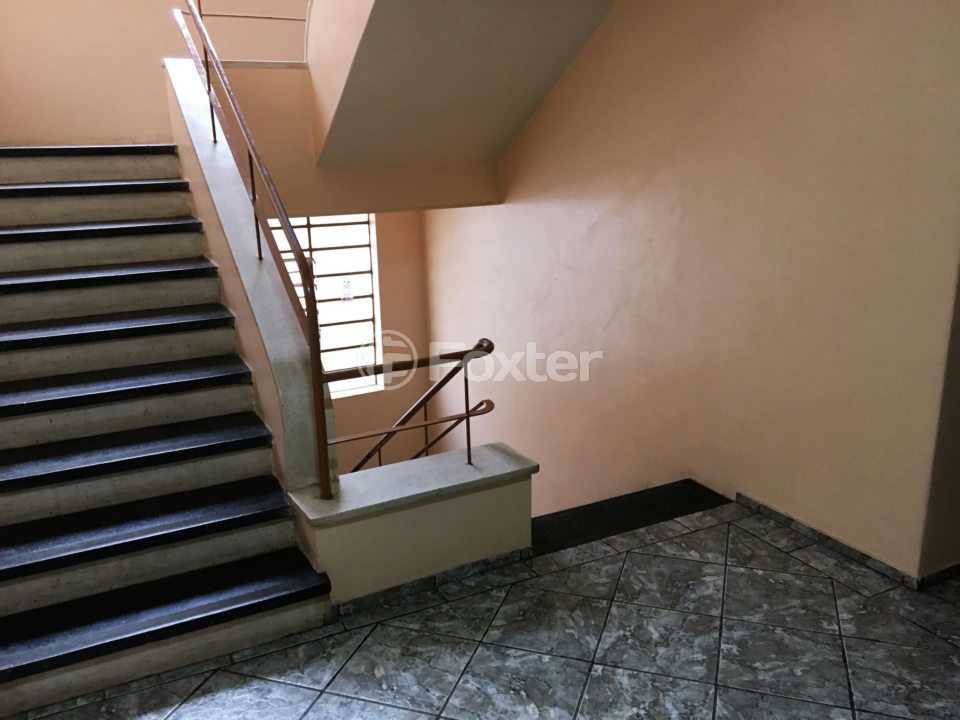 Apartamento à venda com 2 quartos, 68m² - Foto 27