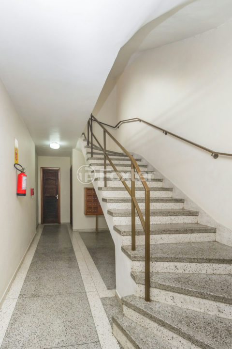 Apartamento à venda com 2 quartos, 57m² - Foto 30