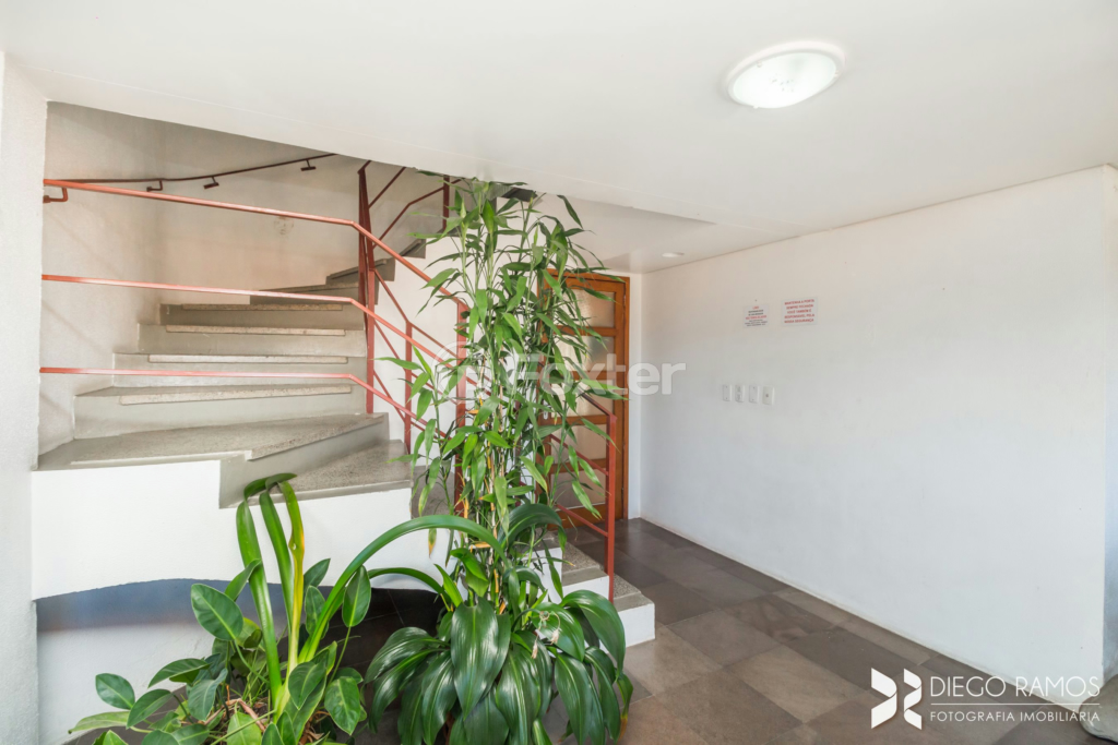 Apartamento à venda com 2 quartos, 60m² - Foto 32