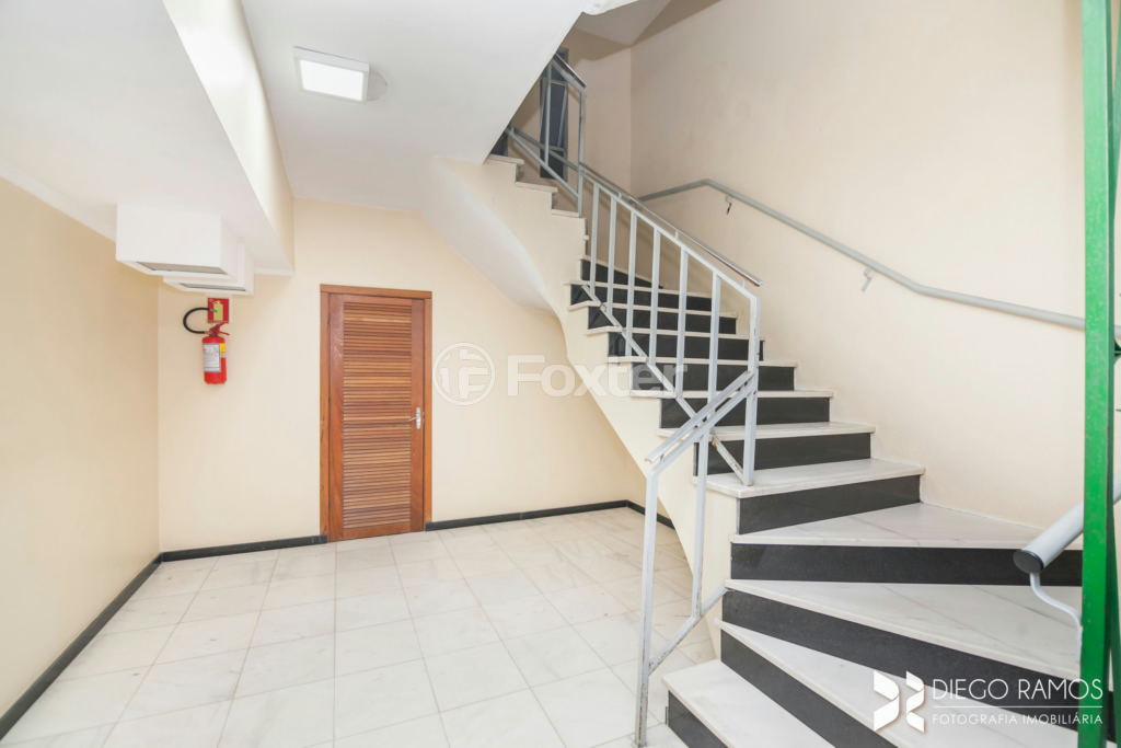 Apartamento à venda com 2 quartos, 74m² - Foto 12