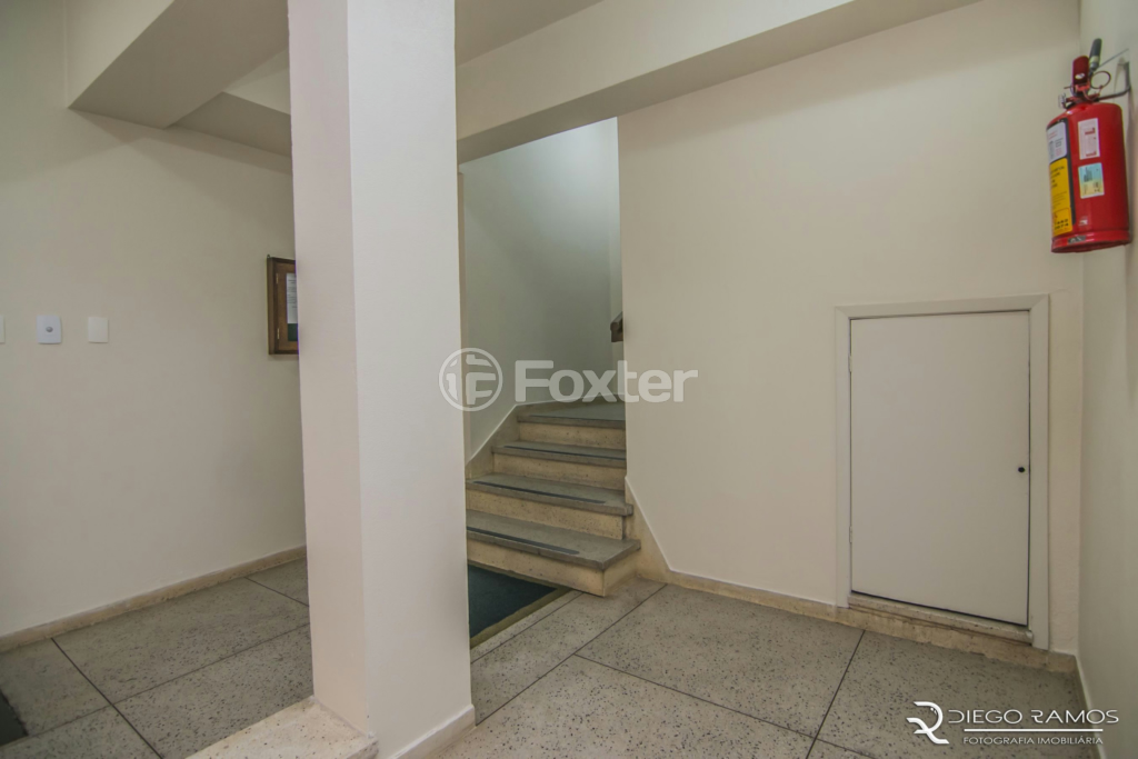 Apartamento à venda com 2 quartos, 69m² - Foto 43