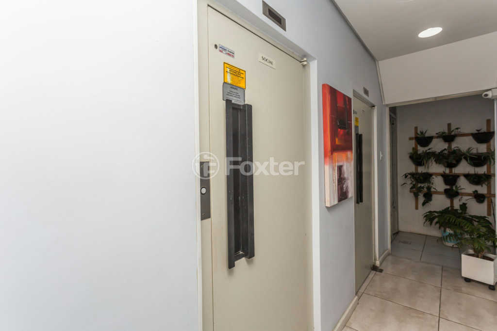 Apartamento à venda com 2 quartos, 76m² - Foto 30