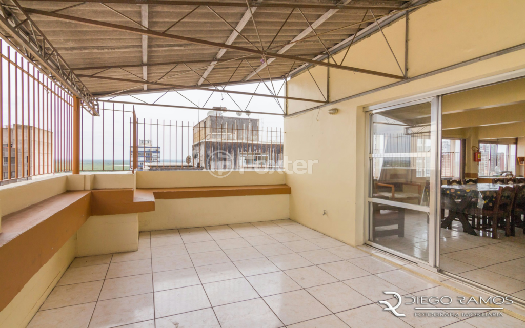 Apartamento à venda com 2 quartos, 60m² - Foto 43