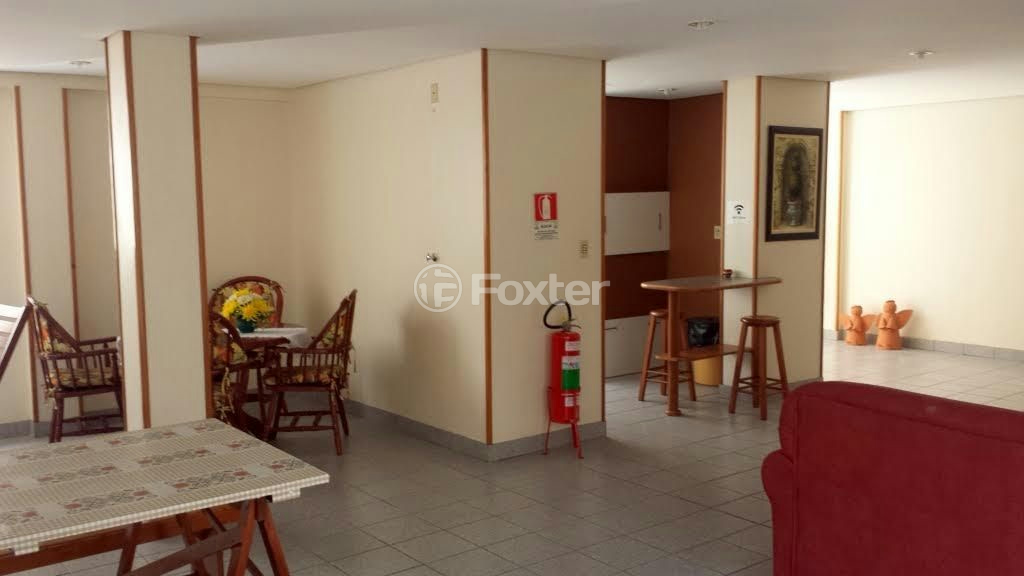 Apartamento à venda com 3 quartos, 100m² - Foto 2