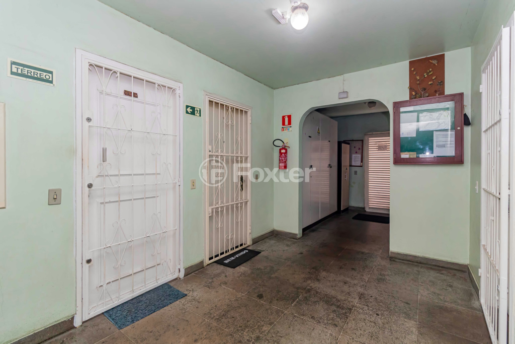 Apartamento à venda com 2 quartos, 60m² - Foto 20