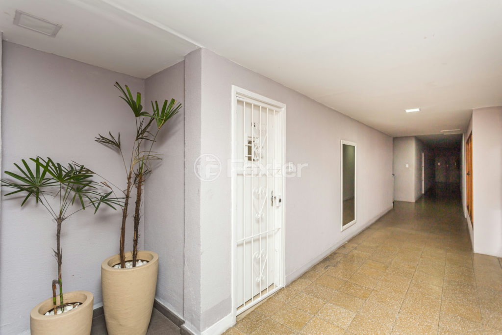 Apartamento à venda com 2 quartos, 70m² - Foto 62