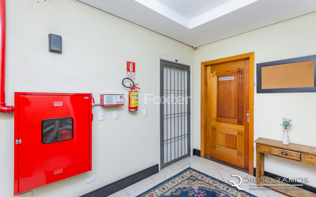 Apartamento à venda com 2 quartos, 65m² - Foto 18