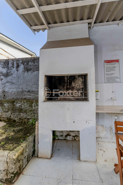 Apartamento à venda com 2 quartos, 40m² - Foto 35