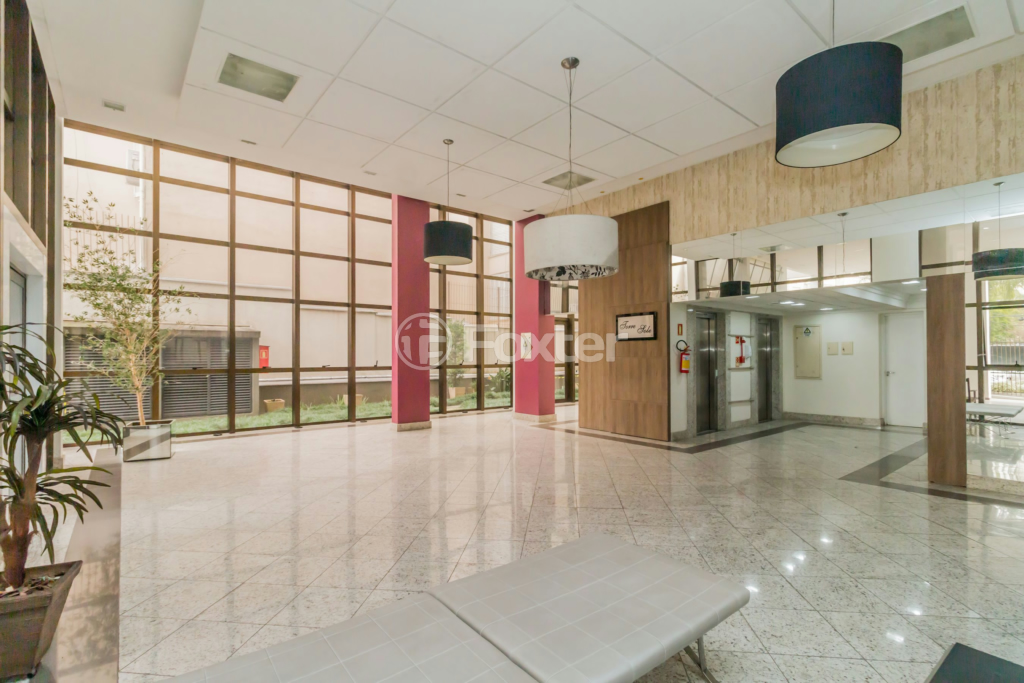 Apartamento à venda com 2 quartos, 70m² - Foto 42