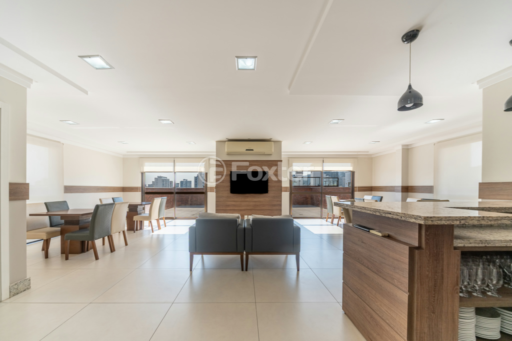 Apartamento à venda com 2 quartos, 70m² - Foto 45