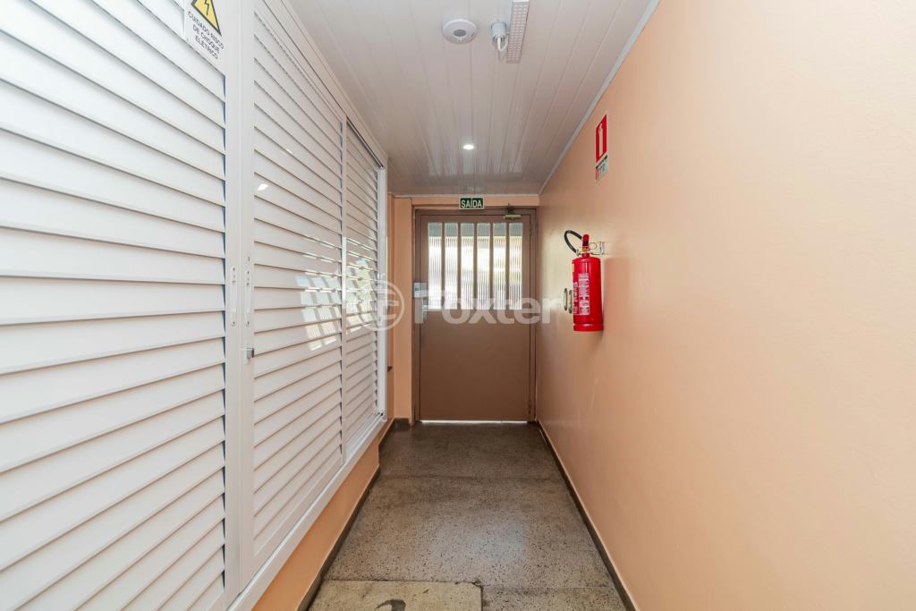 Apartamento à venda com 2 quartos, 67m² - Foto 28