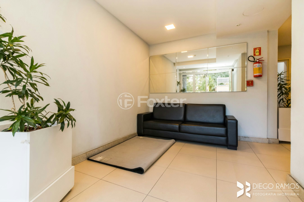 Apartamento à venda com 2 quartos, 68m² - Foto 27