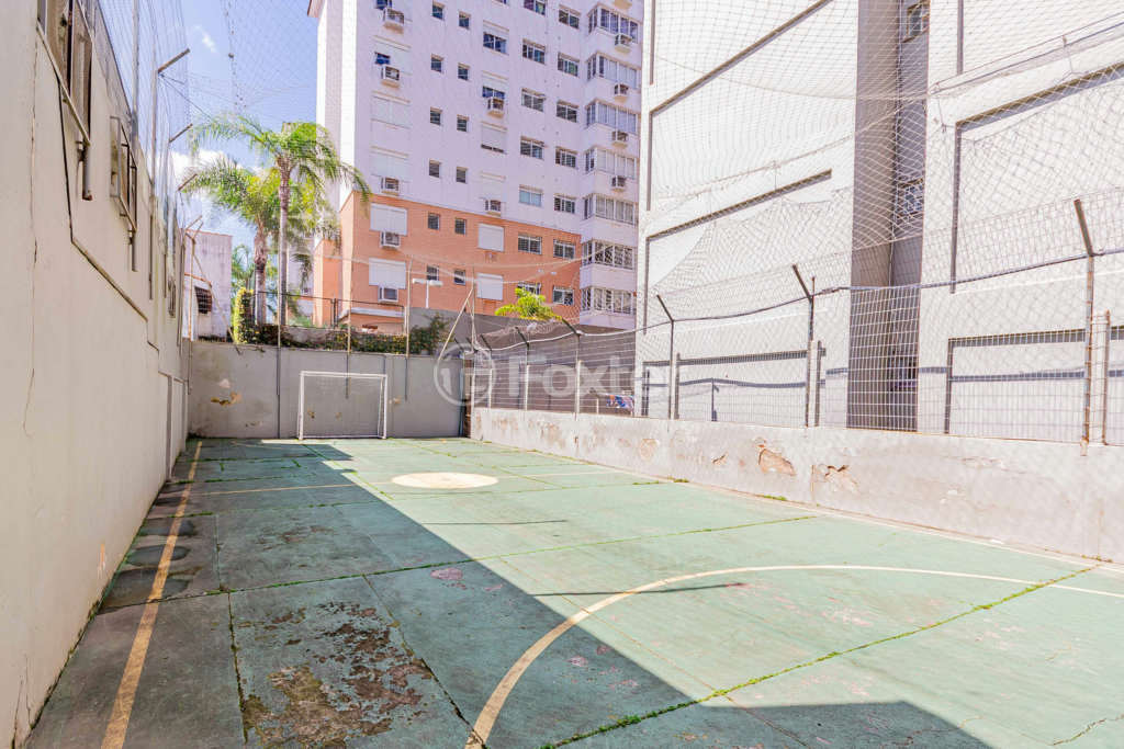 Apartamento à venda com 2 quartos, 55m² - Foto 32