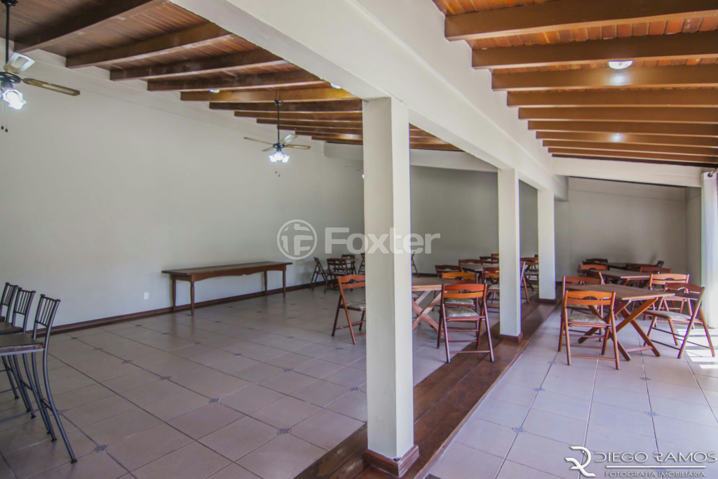 Casa de Condomínio à venda com 3 quartos, 145m² - Foto 2