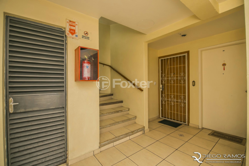 Apartamento à venda com 1 quarto, 42m² - Foto 19