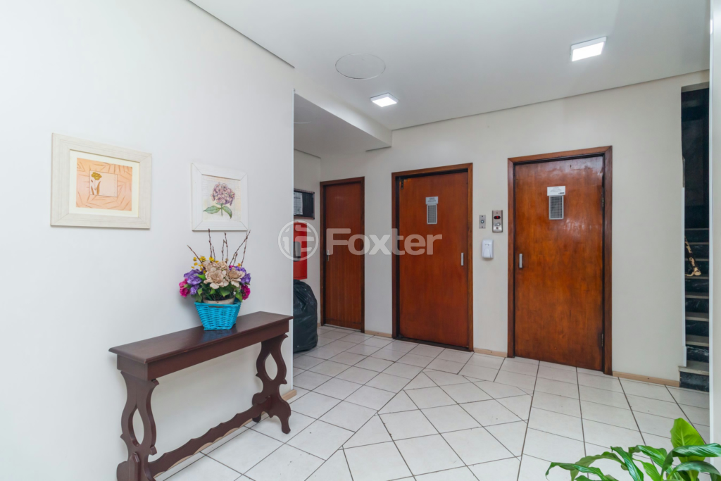 Apartamento à venda com 2 quartos, 60m² - Foto 25