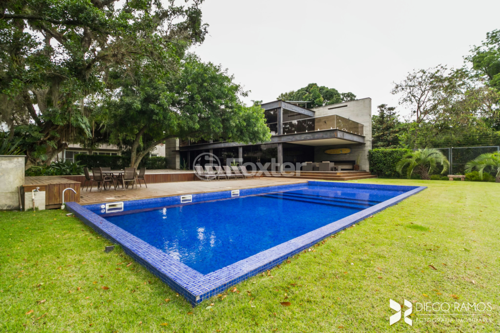 Casa de Condomínio à venda com 3 quartos, 550m² - Foto 35