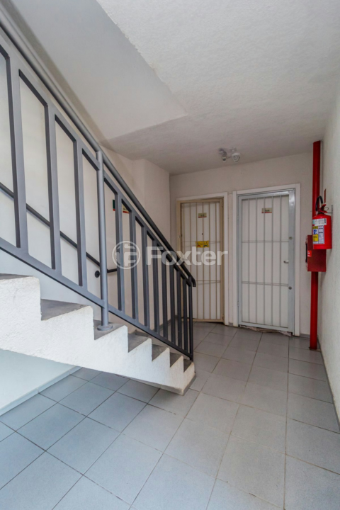 Apartamento à venda com 2 quartos, 40m² - Foto 25