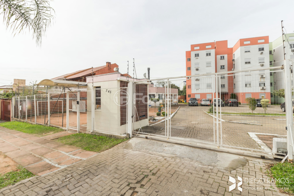Apartamento à venda com 2 quartos, 40m² - Foto 25