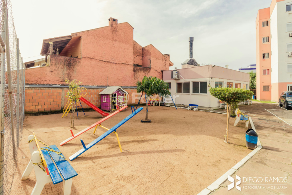 Apartamento à venda com 2 quartos, 40m² - Foto 32