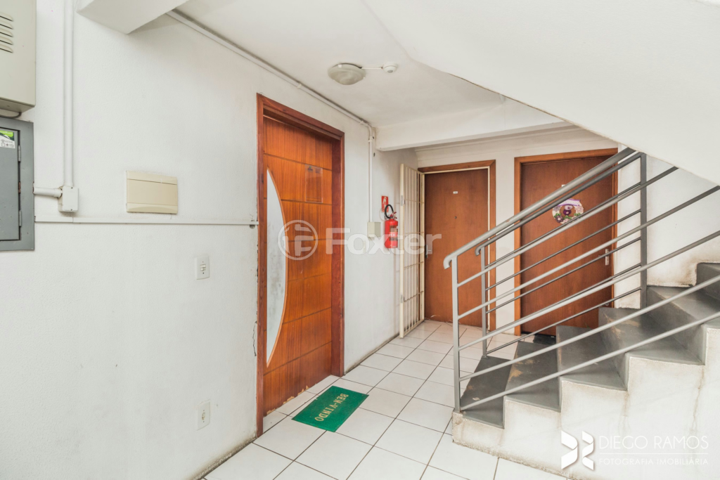 Apartamento à venda com 2 quartos, 40m² - Foto 42