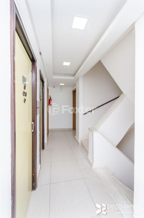 Apartamento à venda com 2 quartos, 80m² - Foto 18