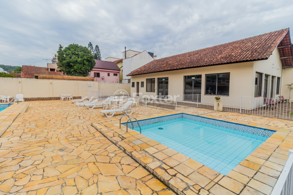 Apartamento à venda com 2 quartos, 70m² - Foto 29