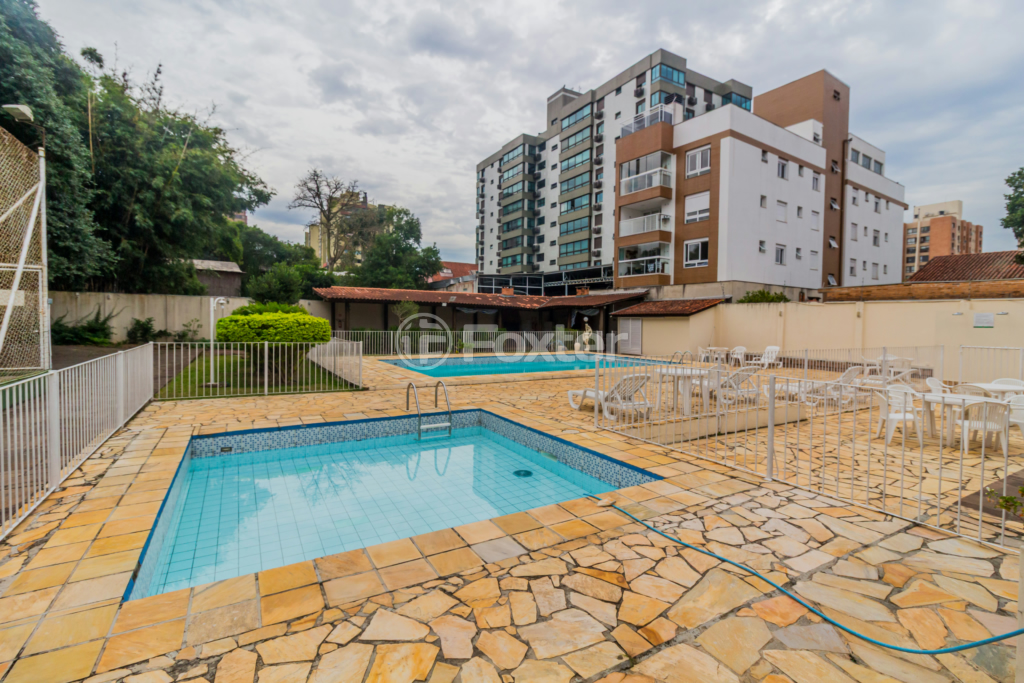 Apartamento à venda com 2 quartos, 70m² - Foto 28