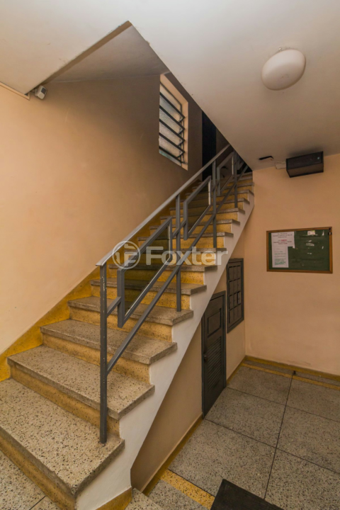 Apartamento à venda com 3 quartos, 79m² - Foto 32