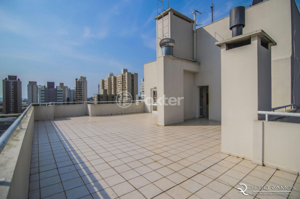 Apartamento à venda com 2 quartos, 85m² - Foto 29