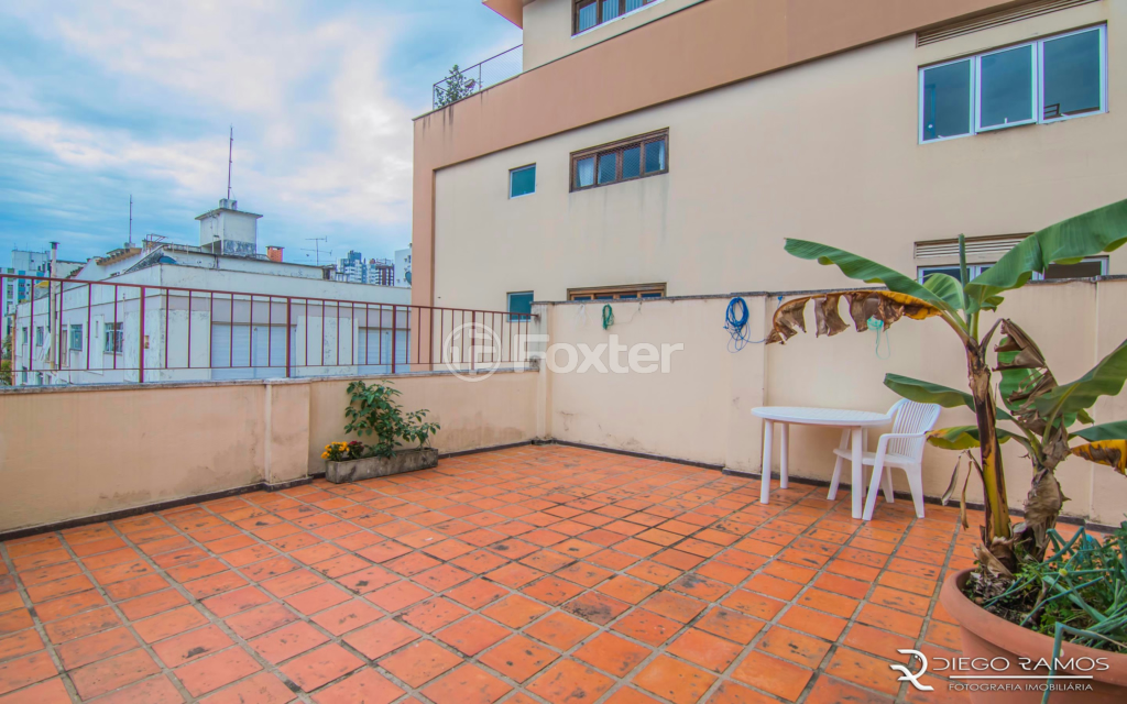 Apartamento à venda com 1 quarto, 45m² - Foto 32