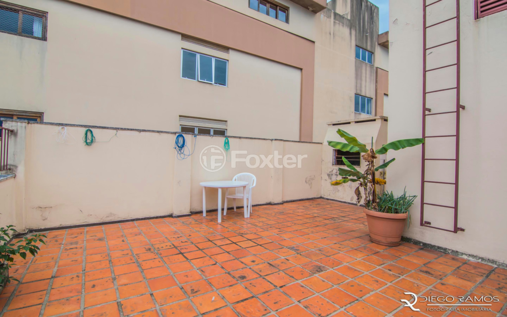 Apartamento à venda com 1 quarto, 45m² - Foto 31