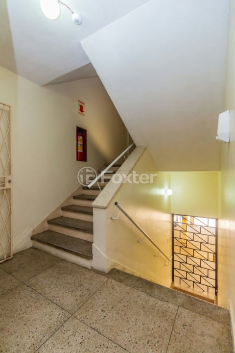 Apartamento à venda com 2 quartos, 69m² - Foto 27