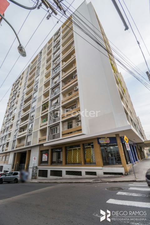 Apartamento à venda com 4 quartos, 134m² - Foto 31