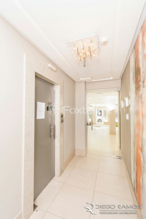 Apartamento à venda com 2 quartos, 70m² - Foto 29