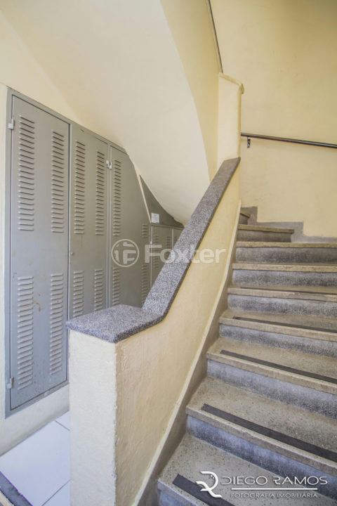 Apartamento à venda com 2 quartos, 57m² - Foto 18