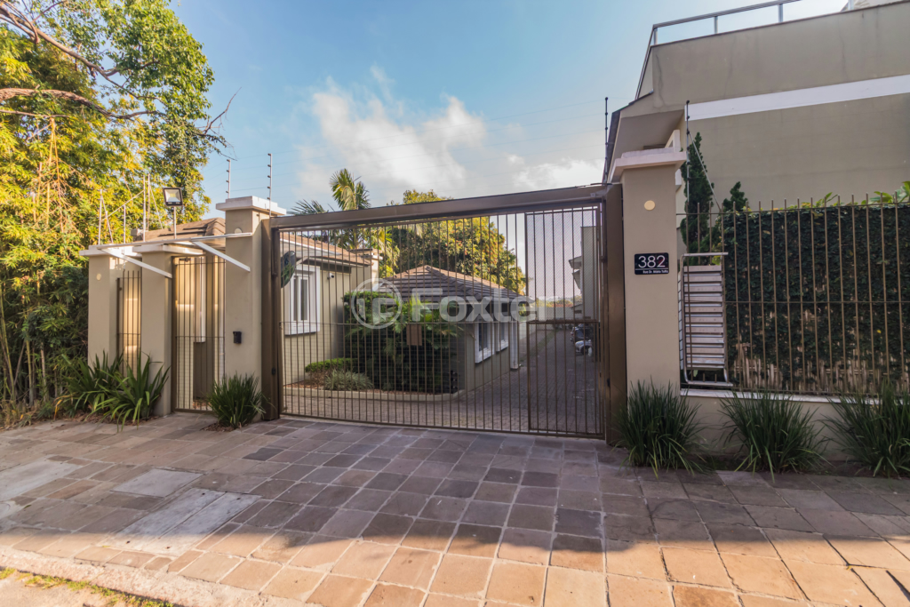 Casa de Condomínio à venda com 4 quartos, 239m² - Foto 45