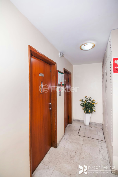 Apartamento à venda com 1 quarto, 41m² - Foto 30