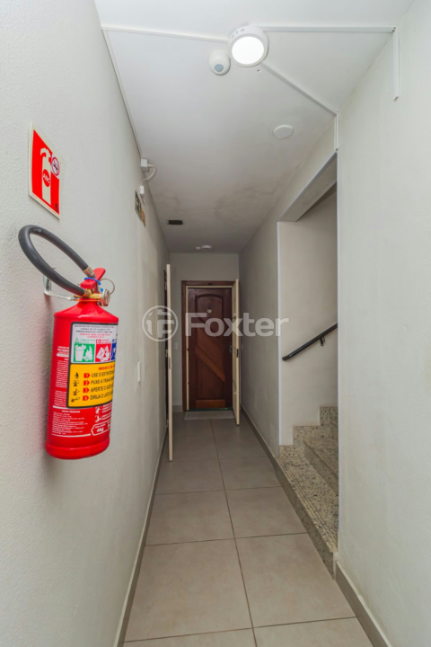 Apartamento à venda com 1 quarto, 42m² - Foto 26