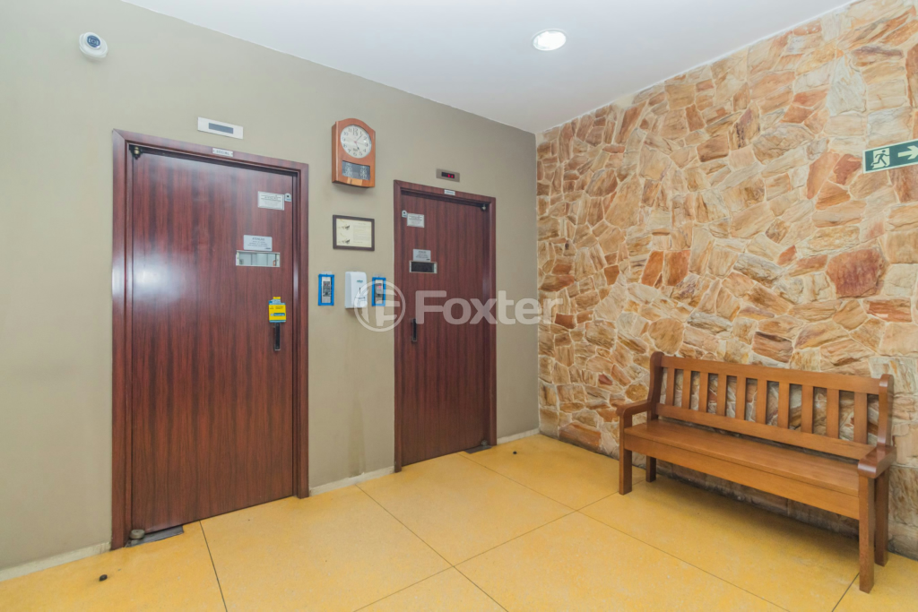 Apartamento à venda com 2 quartos, 75m² - Foto 17