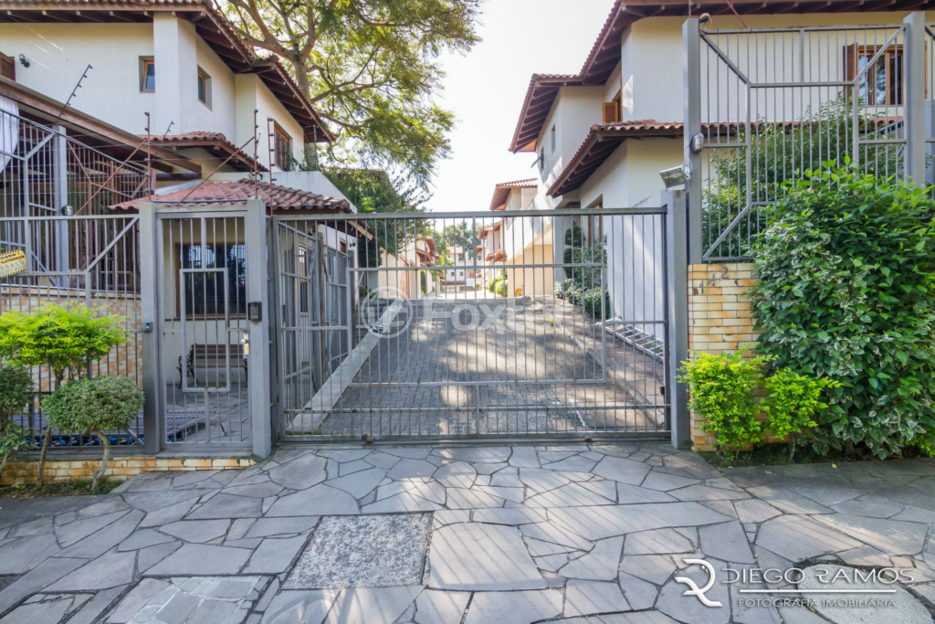 Casa de Condomínio à venda com 4 quartos, 299m² - Foto 36