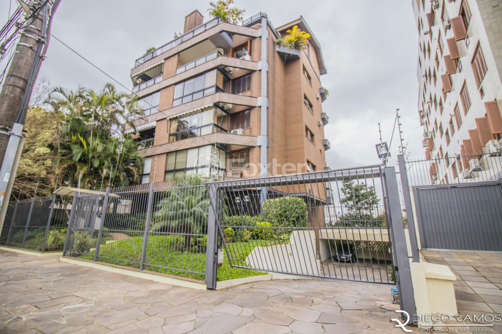 Cobertura à venda com 3 quartos, 300m² - Foto 45