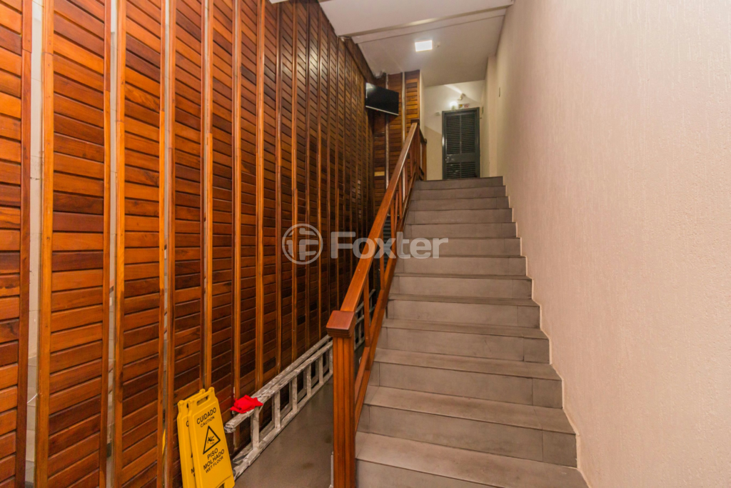 Apartamento à venda com 2 quartos, 70m² - Foto 24