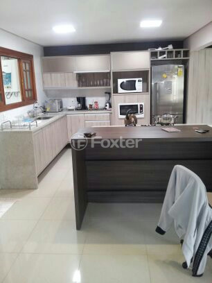 Casa à venda com 4 quartos, 380m² - Foto 9