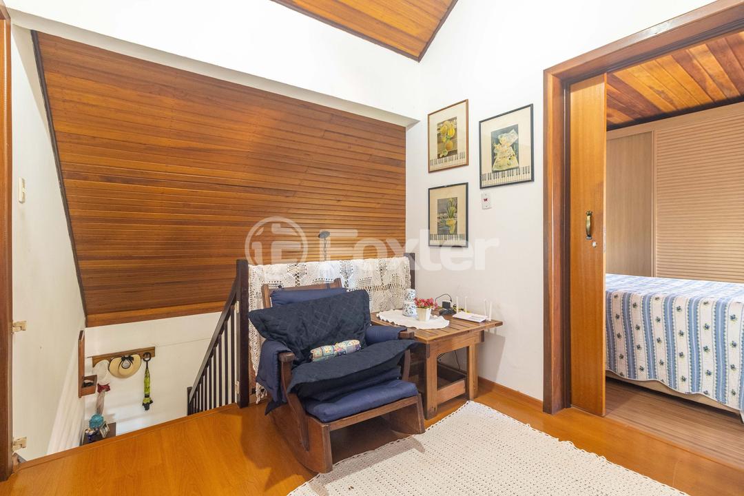 Casa à venda com 3 quartos, 220m² - Foto 7