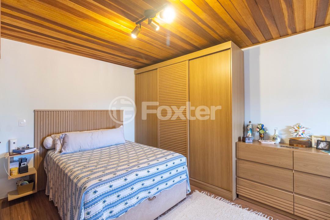 Casa à venda com 3 quartos, 220m² - Foto 10