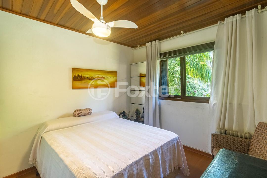 Casa à venda com 3 quartos, 220m² - Foto 12