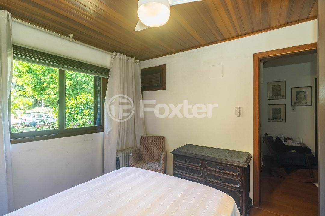 Casa à venda com 3 quartos, 220m² - Foto 13