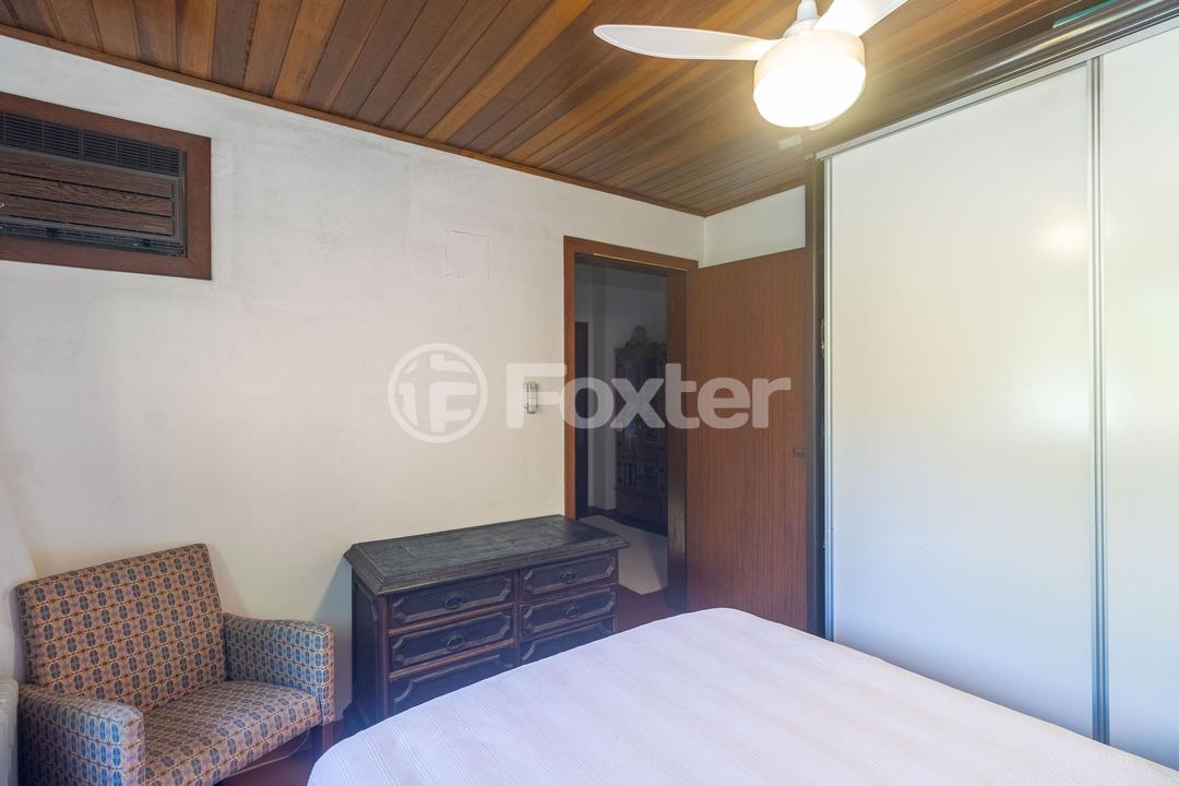 Casa à venda com 3 quartos, 220m² - Foto 14