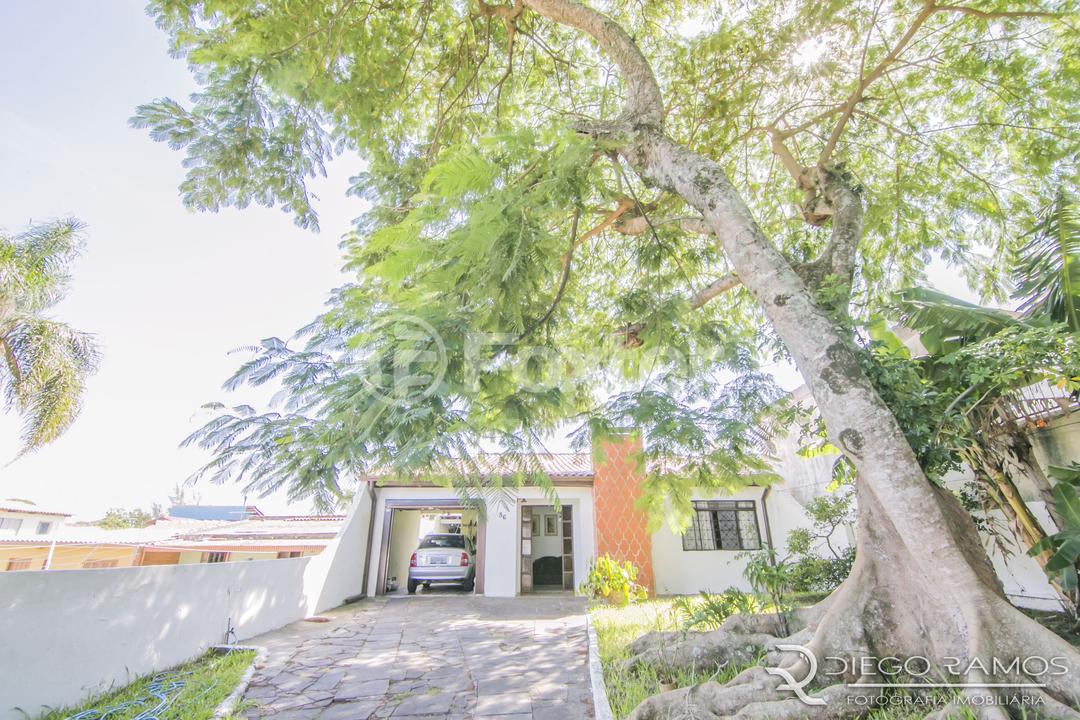 Casa à venda com 4 quartos, 120m² - Foto 1